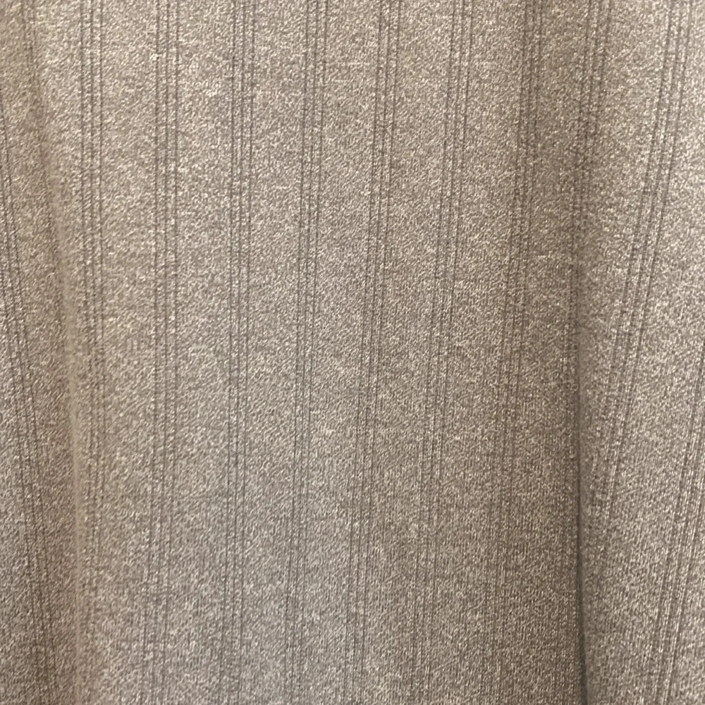 Vanheusen grey Crewneck long sleeve sweater shirt | Medium